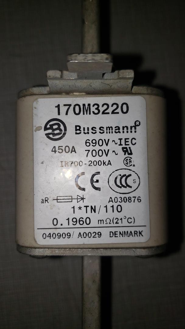 Lot of 5 Cooper Bussmann 170M3220 450 Amp 700V 200kA Fuse 450A(S6LLST11206)