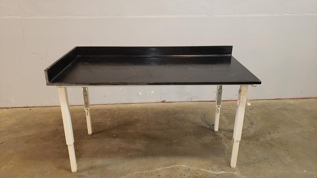 5' Lab Table W/Black Epoxy Countertop(S6LLST11458)