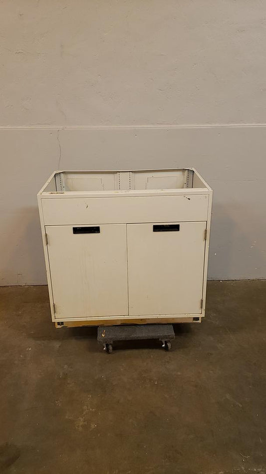 3' 2 door"s Recessed Base cabinet(S6LLST9802)