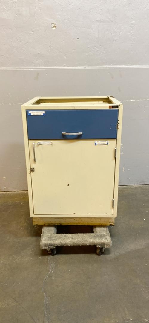 24" 1 Door 1 Drawer Kewaunee(S6LLST5730)