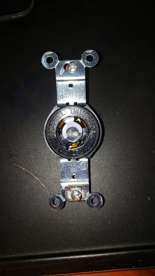 *Pickup Only* Lot of 8 Hubbell HBL4560CN Twist Lock Receptacle 15A 250V 3-Wire 2-Pole(S6LLST8676)