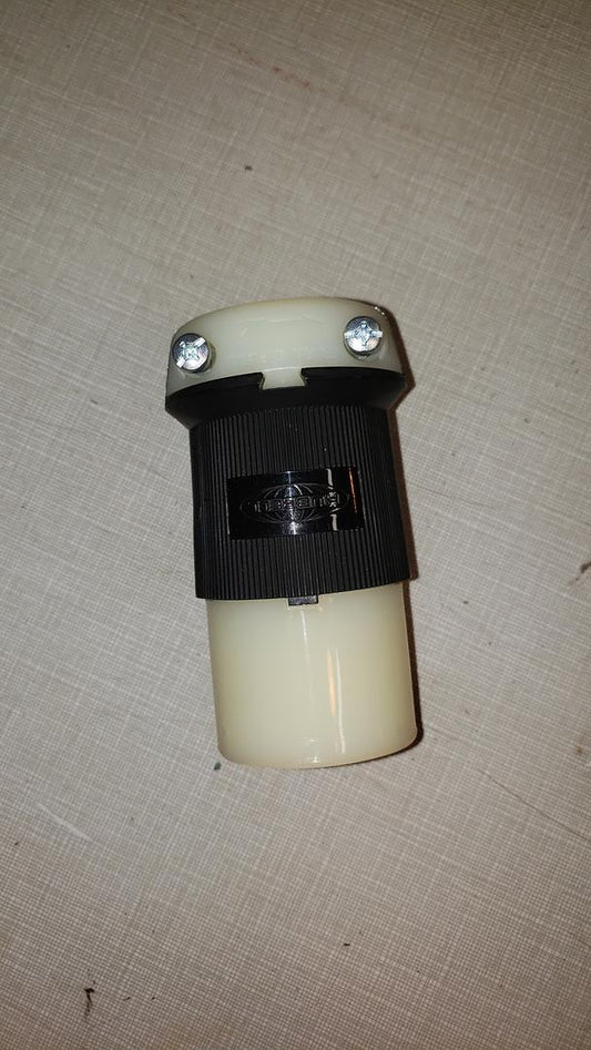 *Pickup Only* Lot of 3 HUBBELL HBL3335C TWIST-LOCK FLANGED RECEPTACLE 125/250V 30A 3P 3W 3335C(S6LLST8952)