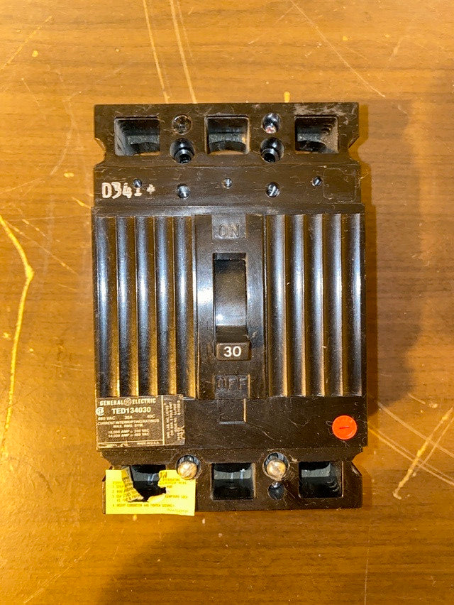 Lot of 2 General Electric TED134030 3 Pole 30 Amp GE 480 VAC Circuit Breaker(S6LLST1551)