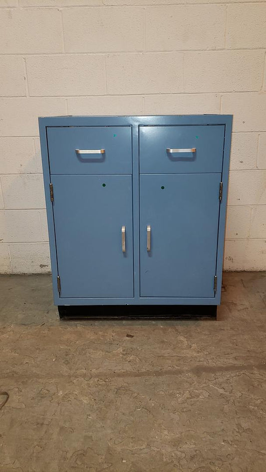 29" 2 Door 2 Drawer Lab Design(S6LLST10045)