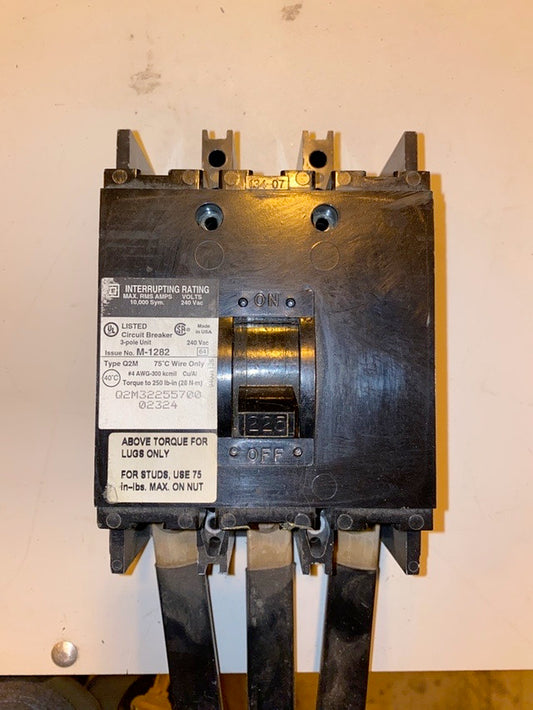 225A Square D M-1282 Q2M32255700 Circuit Breaker(S6LLST1448)