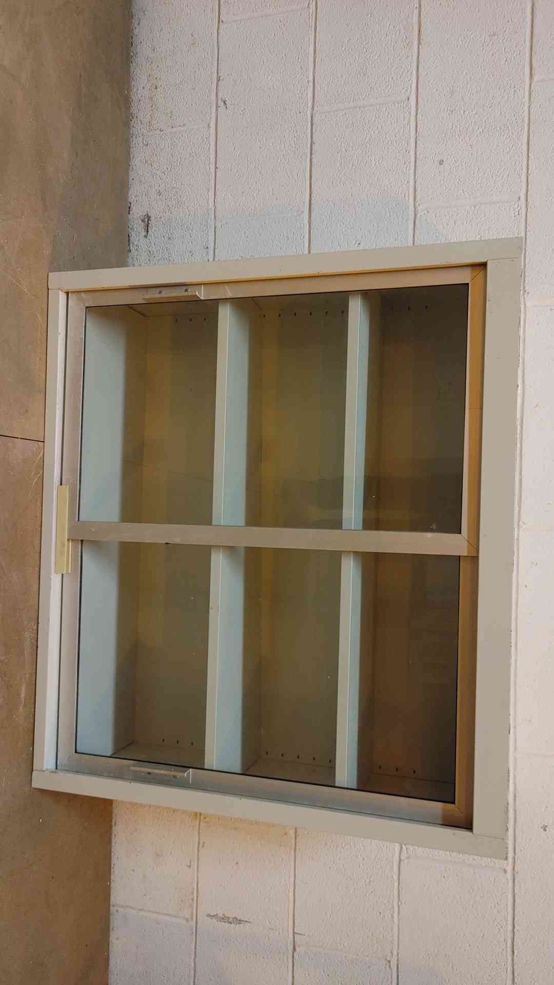 35" Glass Door Overhead Cabinet (Q16601)(Q16601)