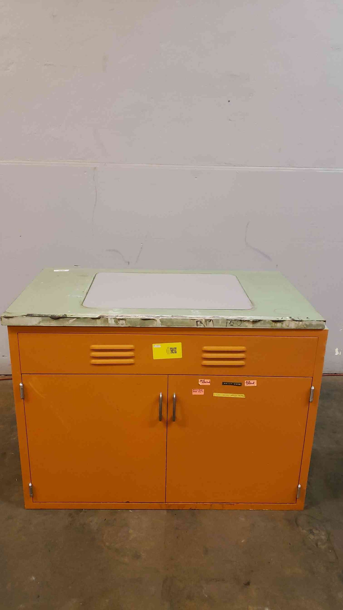 Kewaunee Casework Lab Bench 3' 1/2 with Counter Top(100002)
