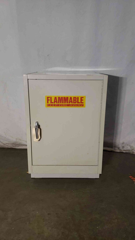 24x22x35 1 Door Flammable Cabinet(100247)