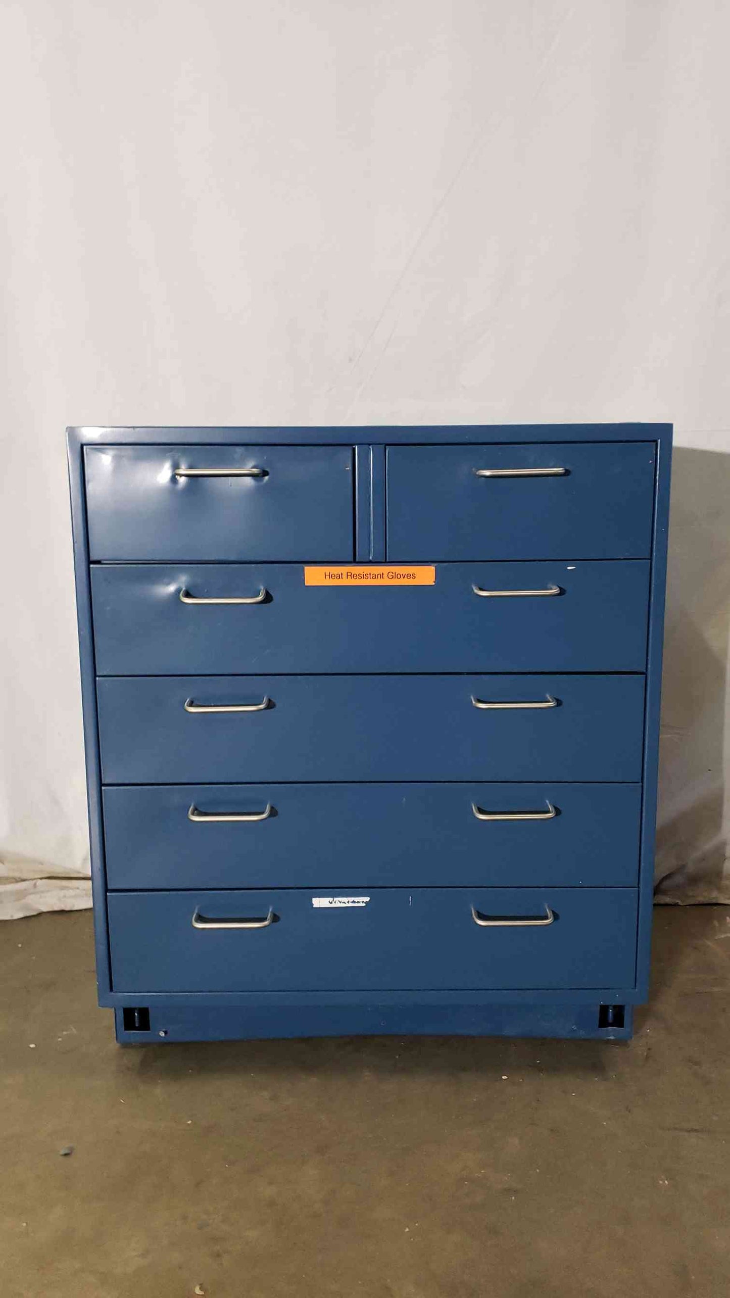 30x22x35 6 Drawer Jamestown Casework(100555)