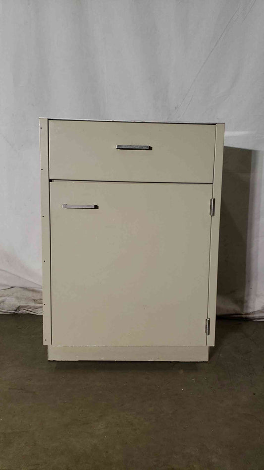 24x23x24 St Charles Casework(100548)