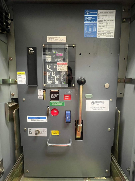 DS632 Westinghouse 3200A Circuit Breaker 3200/3200 120V Shunt (SKU:S6LLST13156)(S6LLST13156)