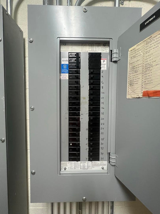 100A 120/208V 3PH PRL1 Panelboard 42 Circuit Neut. 100A w/ Main Compact(S6LLST13231)