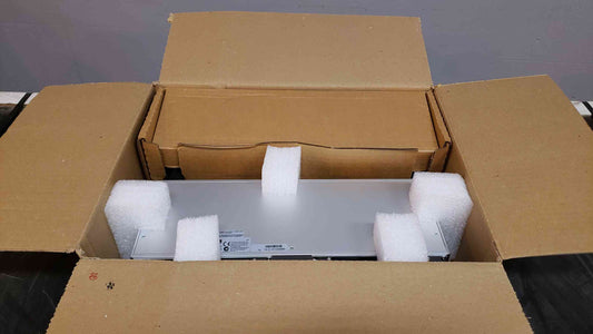 *Pickup Only* Baytech 1RU 30A/208V C19 Single Phase PDU W/L630P Plug PDU063112F10(100923)