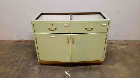4' Green Kewaunee Casework W/ 2 Doors 2 Drawers(100998)