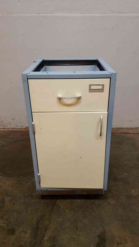 23" Blue and White Kewaunee Casework W/ 1 Door 1 Drawer(101004)