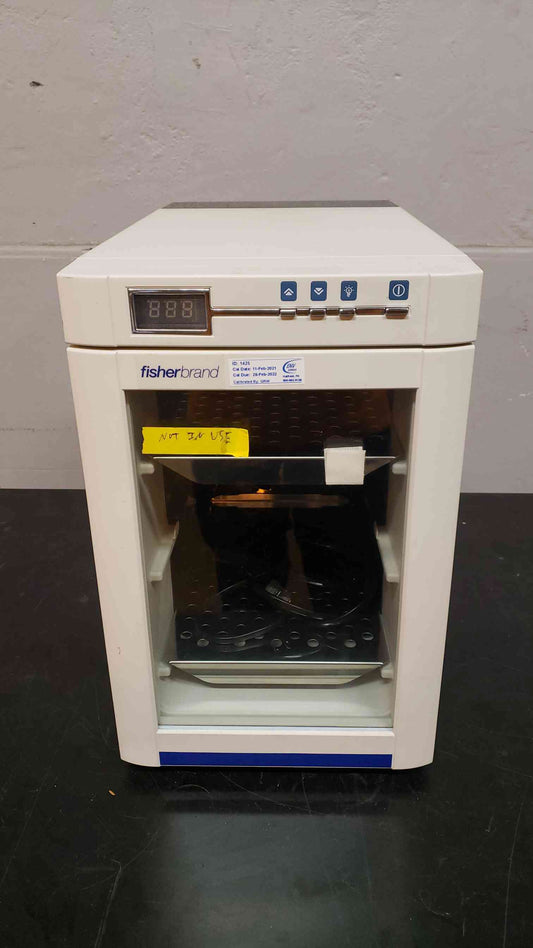 Thermo Scientific Fisherbrand 18L Low Temp Incubator (SKU: 3900AA)