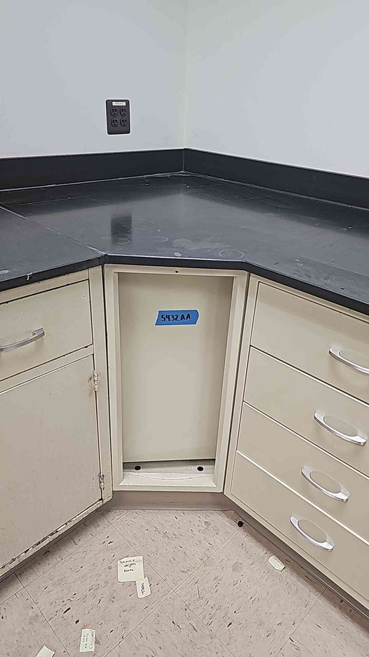 3'9" Kewaunee Rotating Cabinet Corner (SKU: 13446AA)(13446AA)