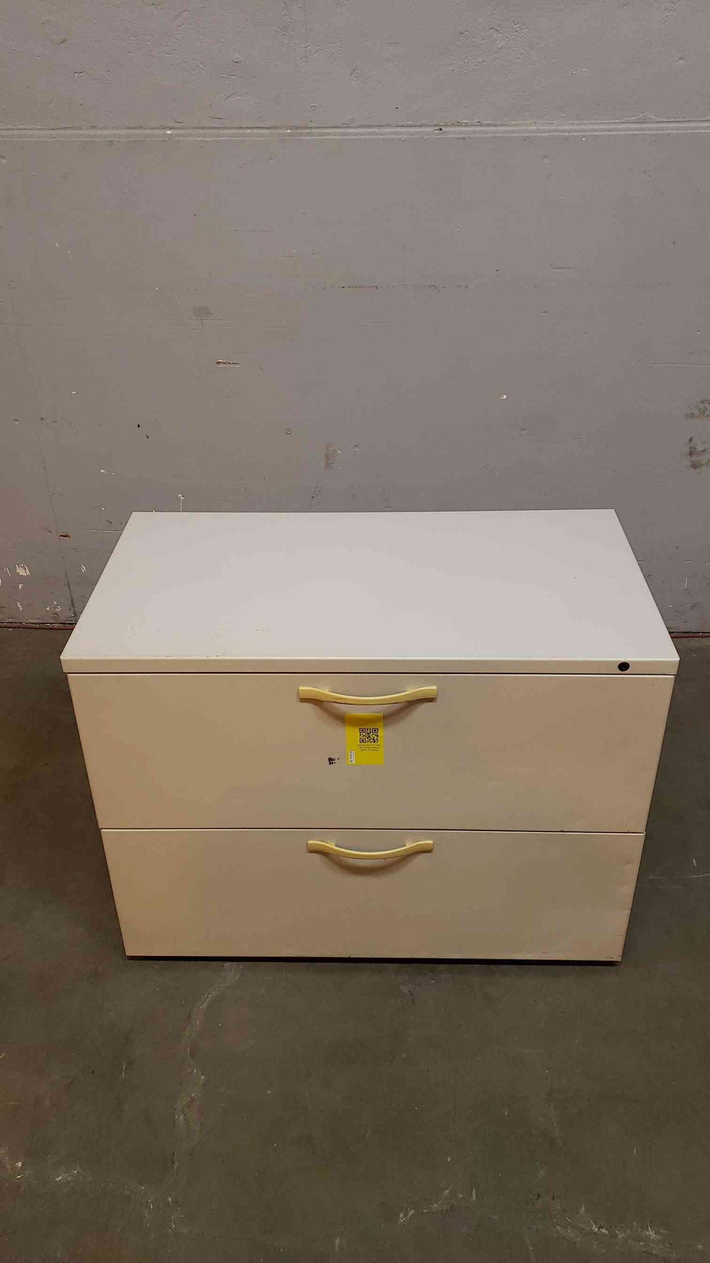 *Pickup Only* Gray 3' Two Tier Filing Cabinet (SKU: 1474AA)(1474AA)