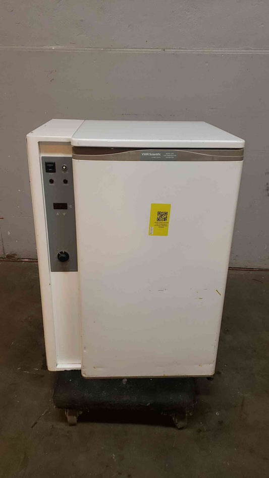 VWR Scientific Low Temperature Incubator Model 2005 (SKU: 4008AA)(4008AA)
