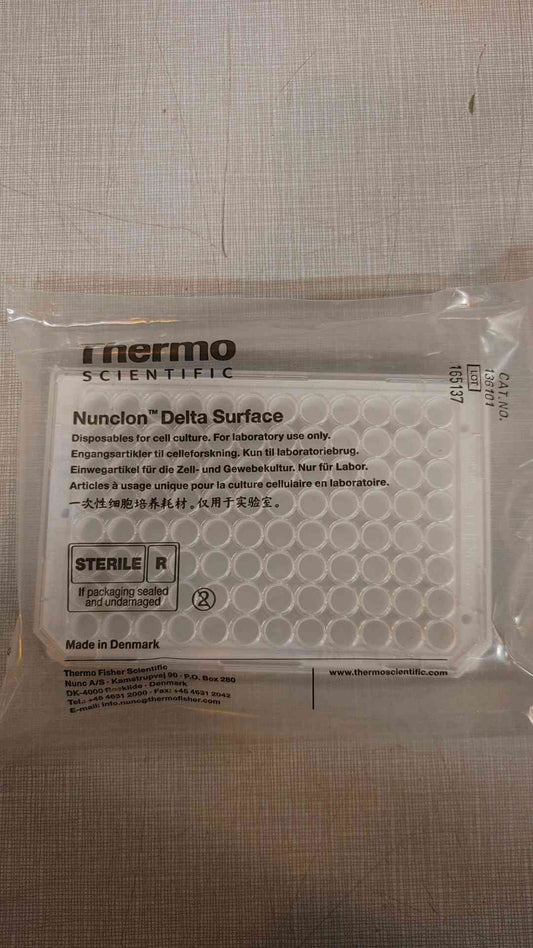 Lot of 32 Thermo Scientific Nunclon Delta Surface 136101