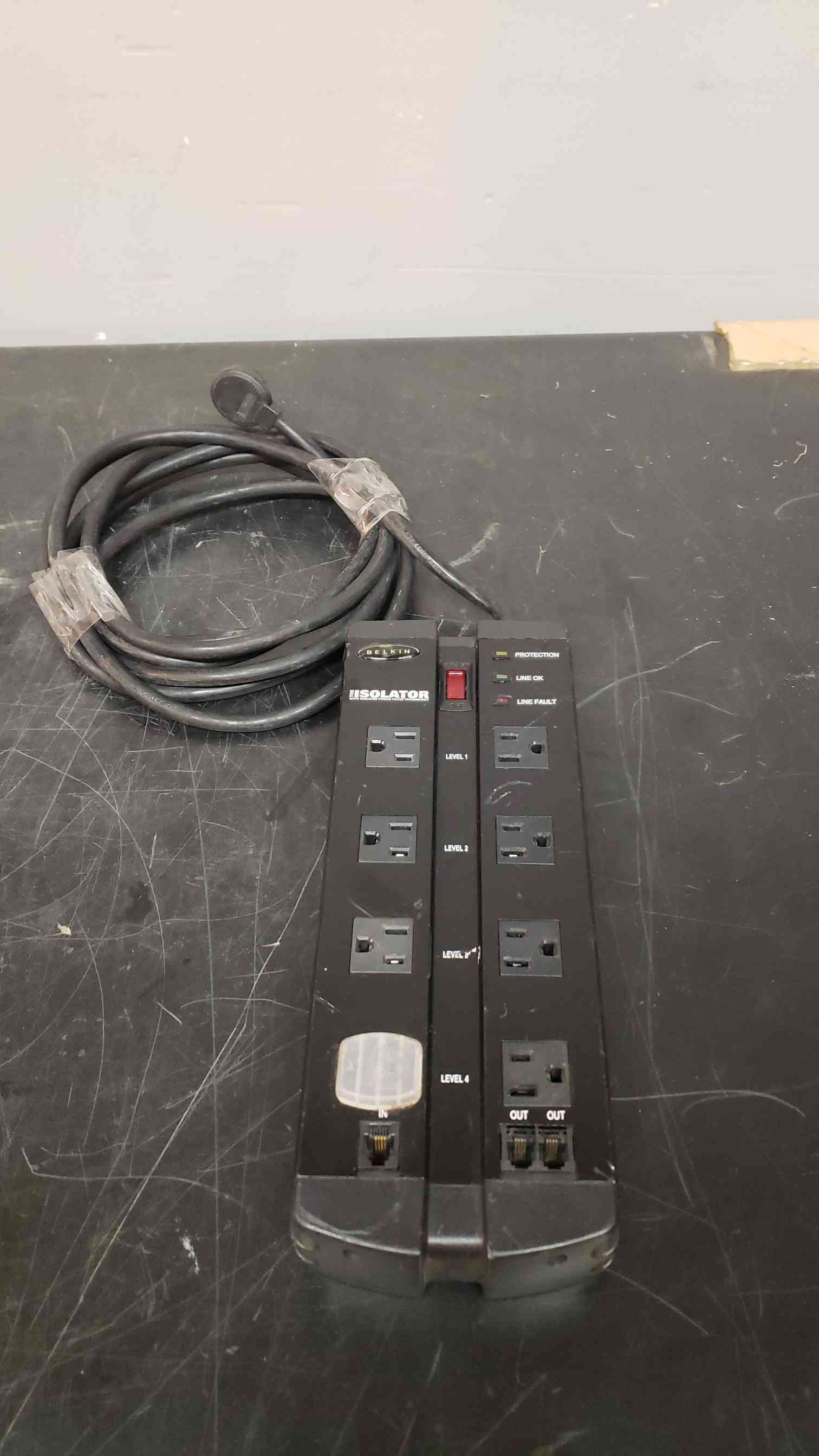 Belkin Relocatable Power Taps W/ Transient Voltage Surge Suppressors F ...