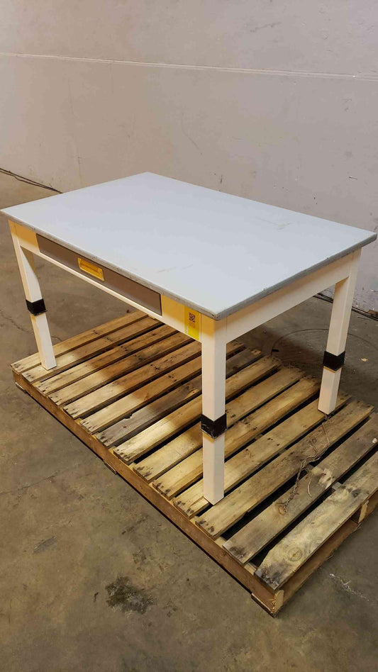 4' Fisher Hamilton Sitting Height Lab Table Drawer & Chem Resistant Top (SKU: 4576AA)(4576AA)