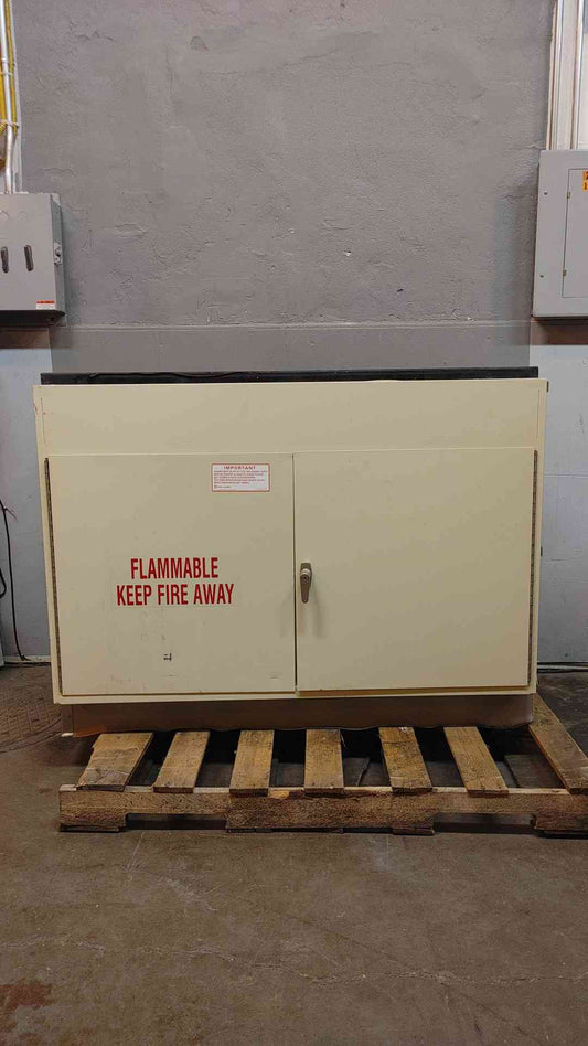4' Flammable Cabinet W/ Countertop (3619AA)(3619AA)