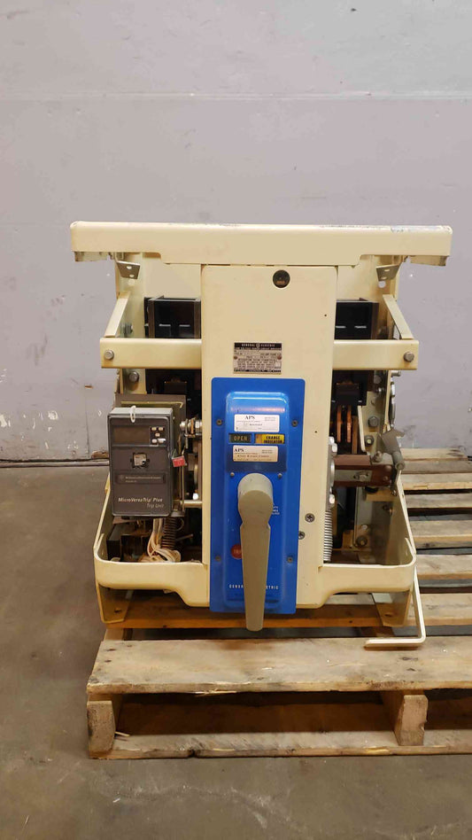 1600A GE Low Voltage Power Circuit Breaker 600V AK2502 (SKU:14990AA)(14990AA)