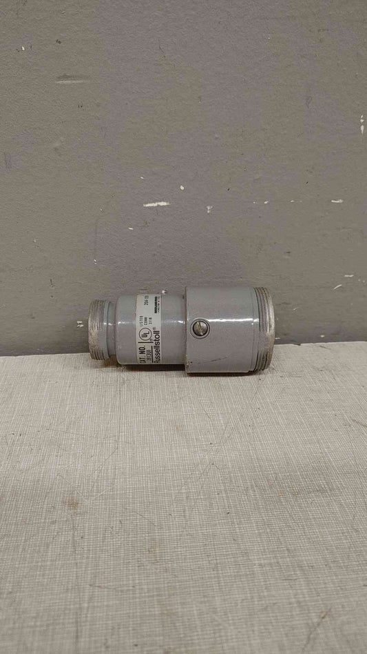 *Pickup Only* Russellstoll Plug Receptacle 20A 125V 3913UI(103329)