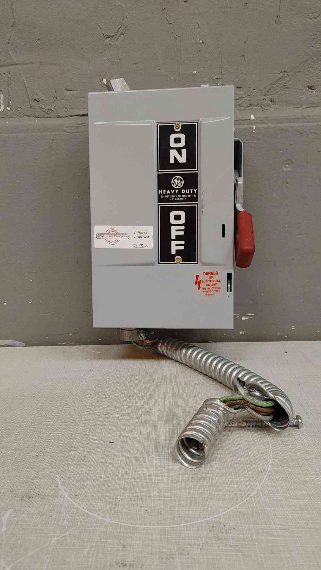 General Electric Safety Switch 30A 240VAC 250VDC 3PH AN791862(103489)