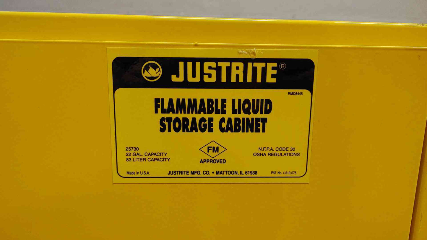 Justrite Flammable Liquid Storage Cabinet 22 Gal RMO8445