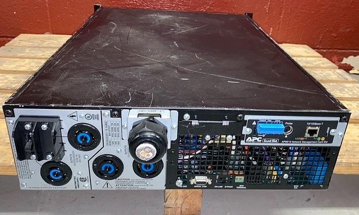 AS-IS APC Smart UPS SURT6000XLT (DAMAGED)