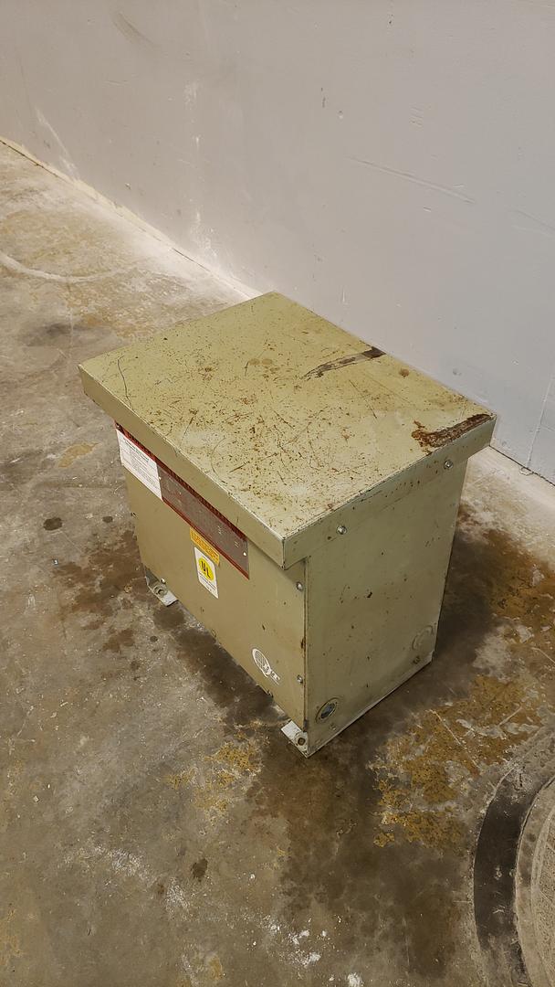15KVA GE TRANSFORMER 480v x 120/208 Dry Type(S6LLST10629)