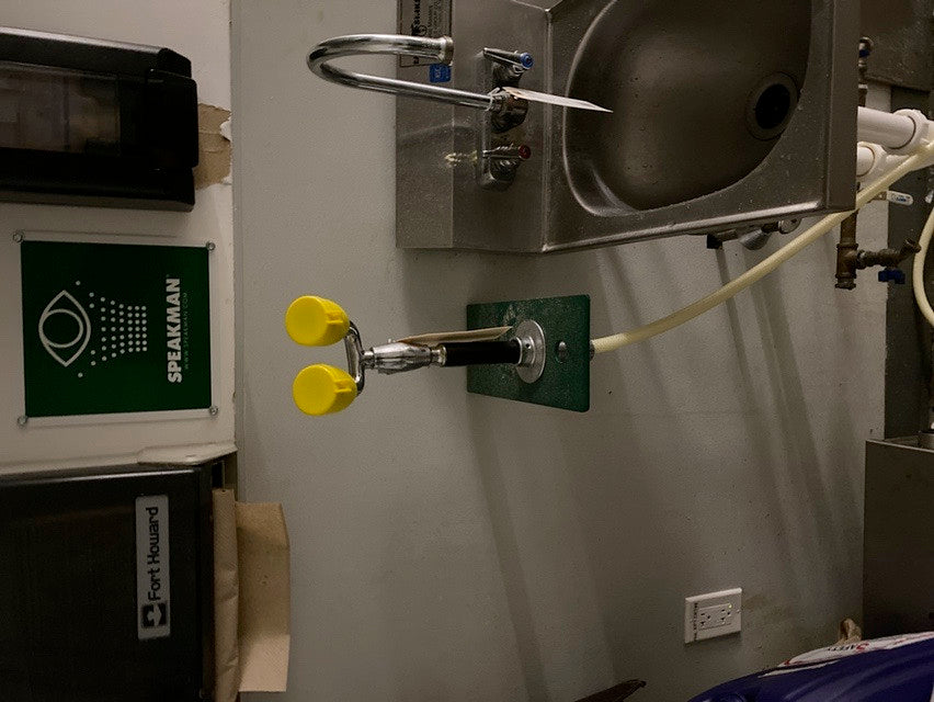 Lot of Various Laboratory Test and Measurement Equipment