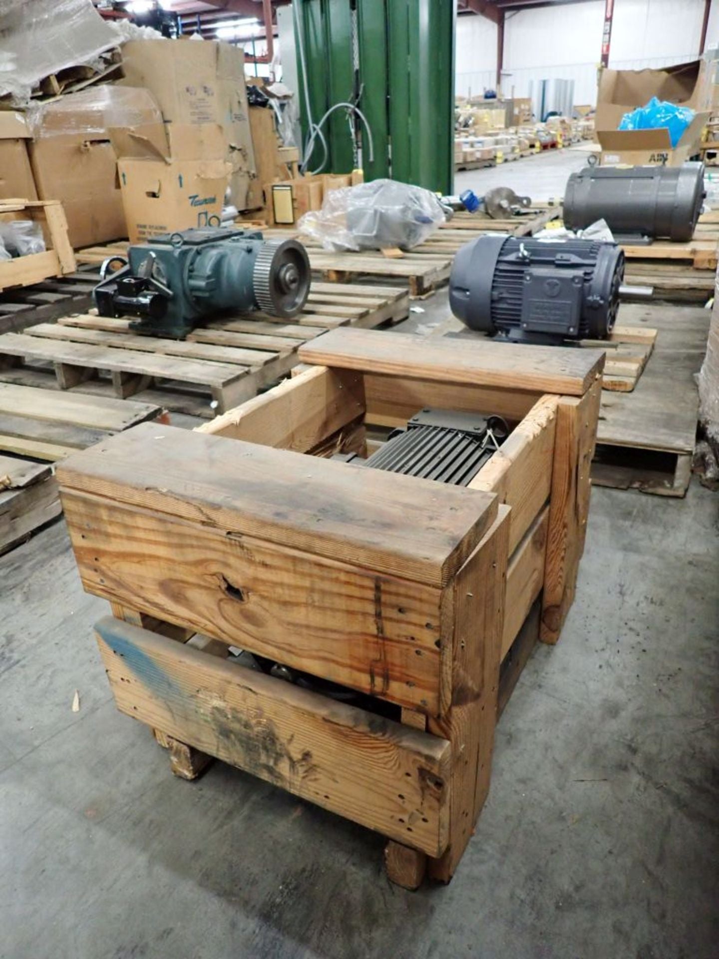 7.5HP Powertec Brushless Motor A18CMA1000100000 2500 RPM 640V Frame 184T