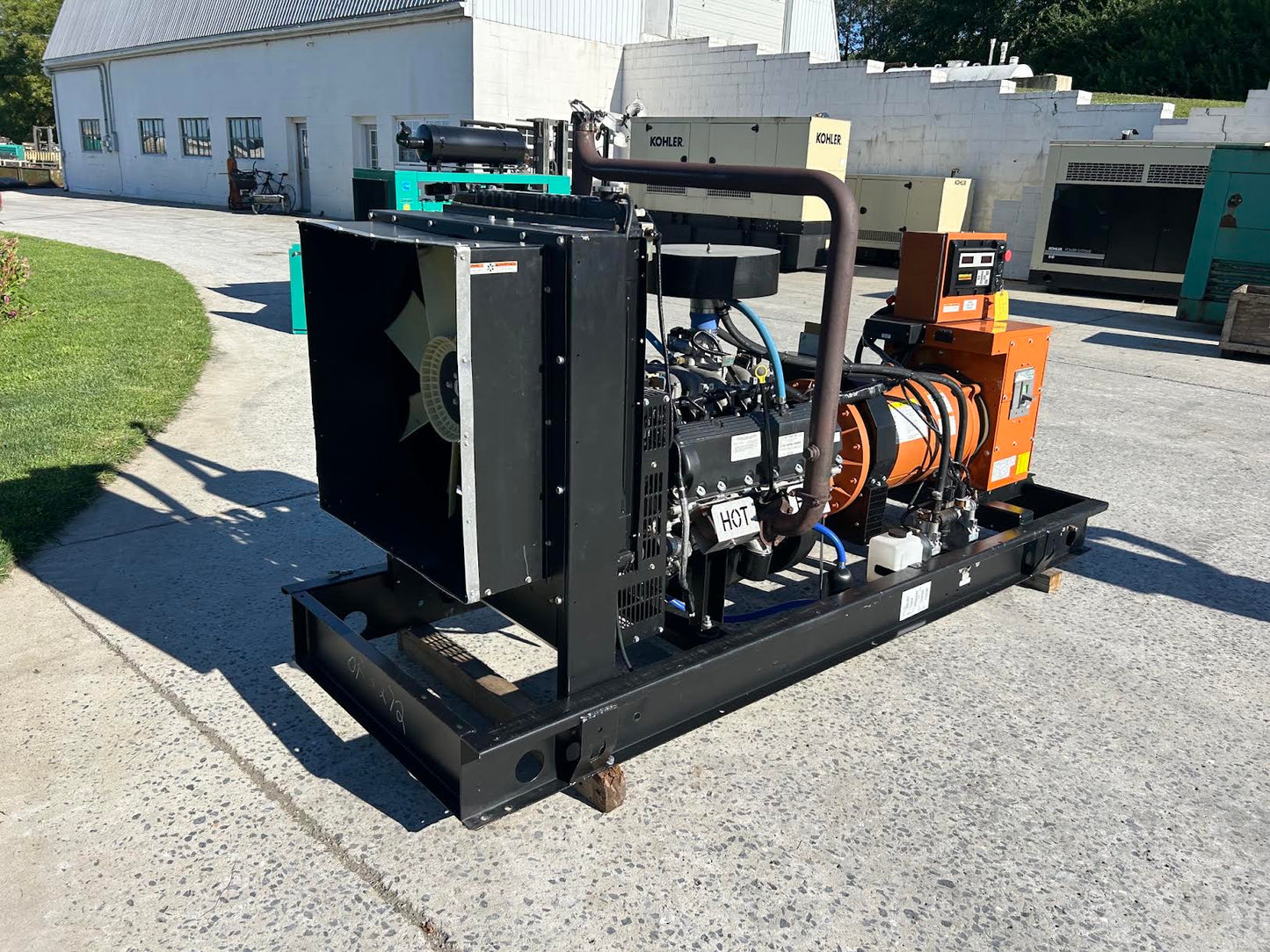 Generac 105 kW Natural Gas Generator 120/240V 1PH Skid Mounted SG0100 279Hr