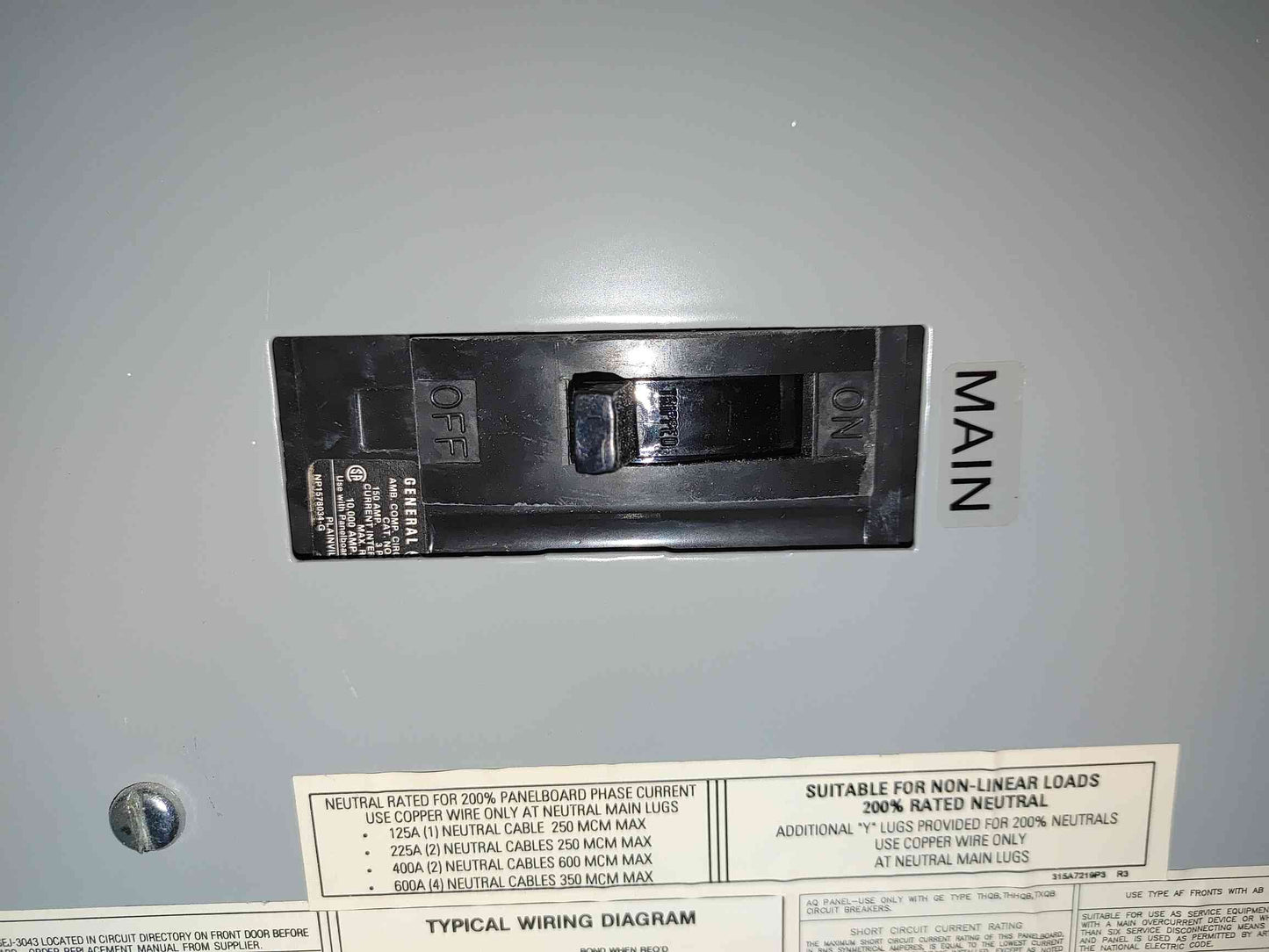 225A 120/208v GE A Series Panelboard with Main (112469)