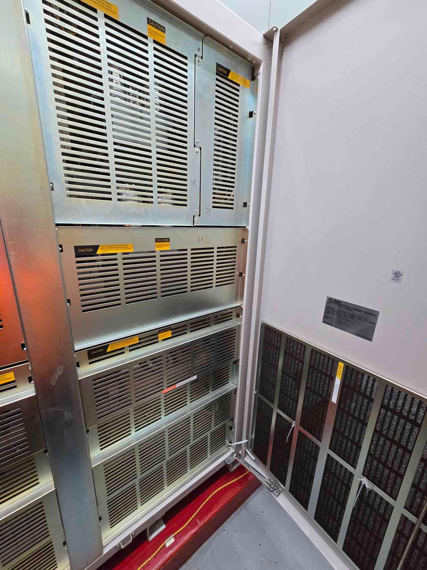 500KVA Toshiba TMEIC G8000MM UPS 480vx480v 2 Sections T8MS3 (SKU: 111530)