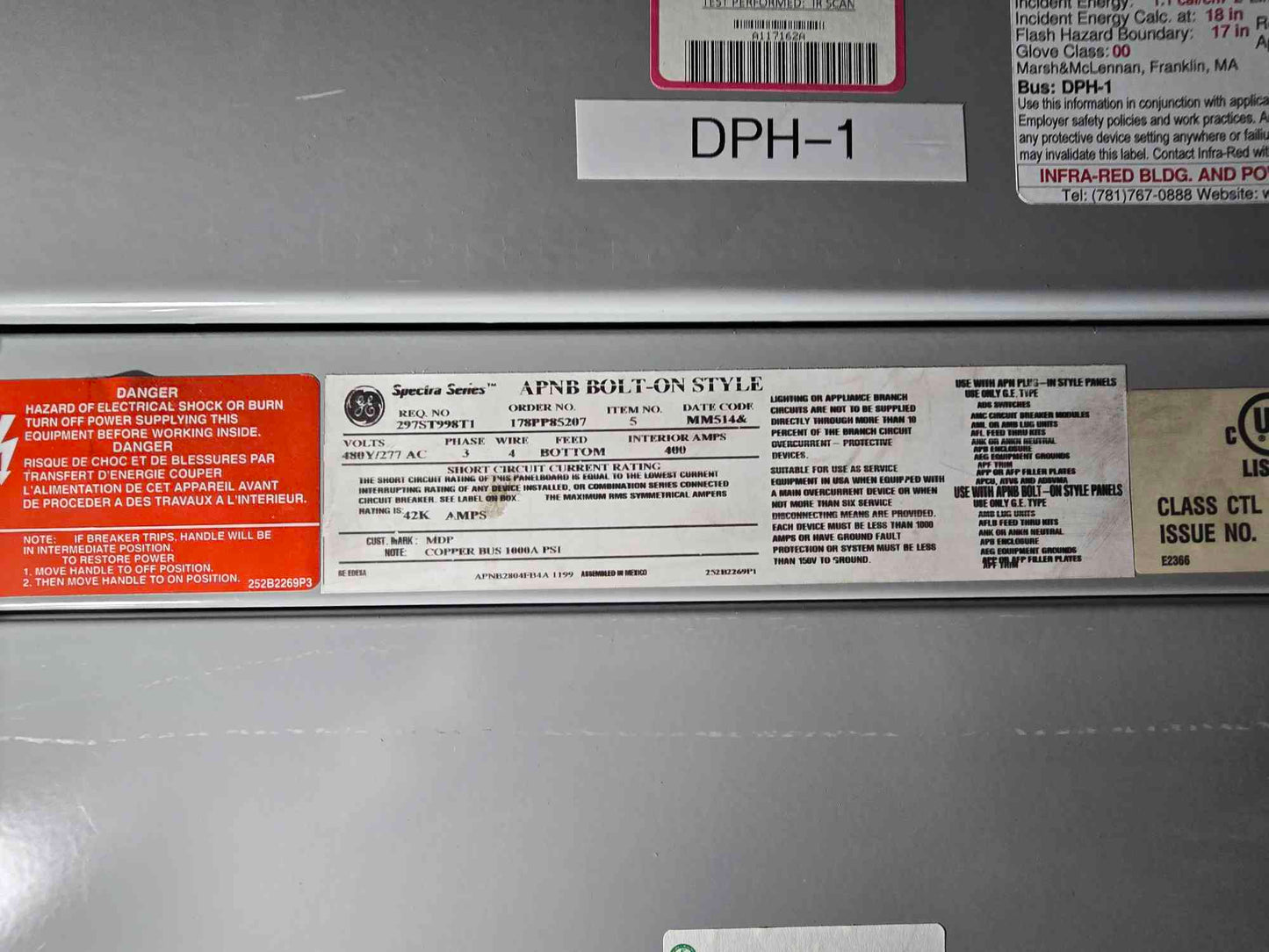 400A GE Spectra Series Power Panelboard 480Y/277 3PH 4 Installed Breakers