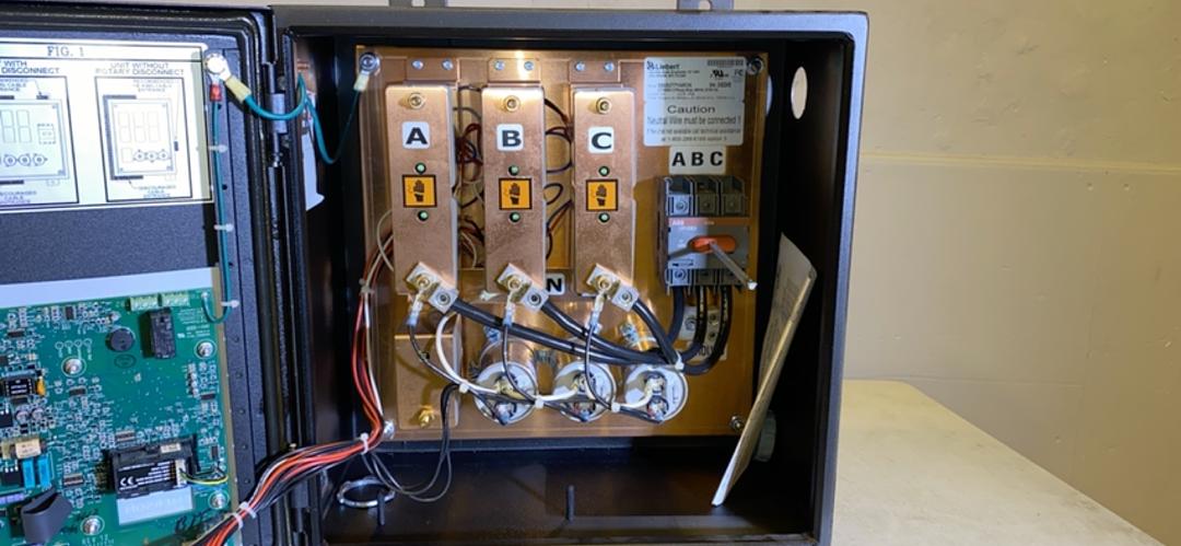 Liebert INTERCEPTOR Surge Suppression Unit SI025277YARCN(S6LLST4275)