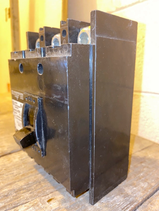 225A Square D L4304 Circuit Breaker(S6LLST1330)