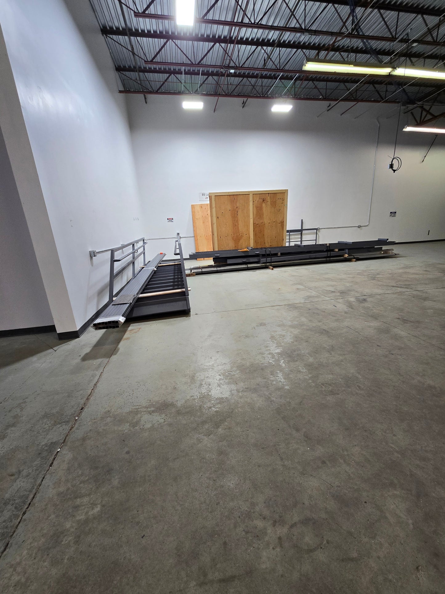 Galvanized Mezzanine Pieces and Catwalk
