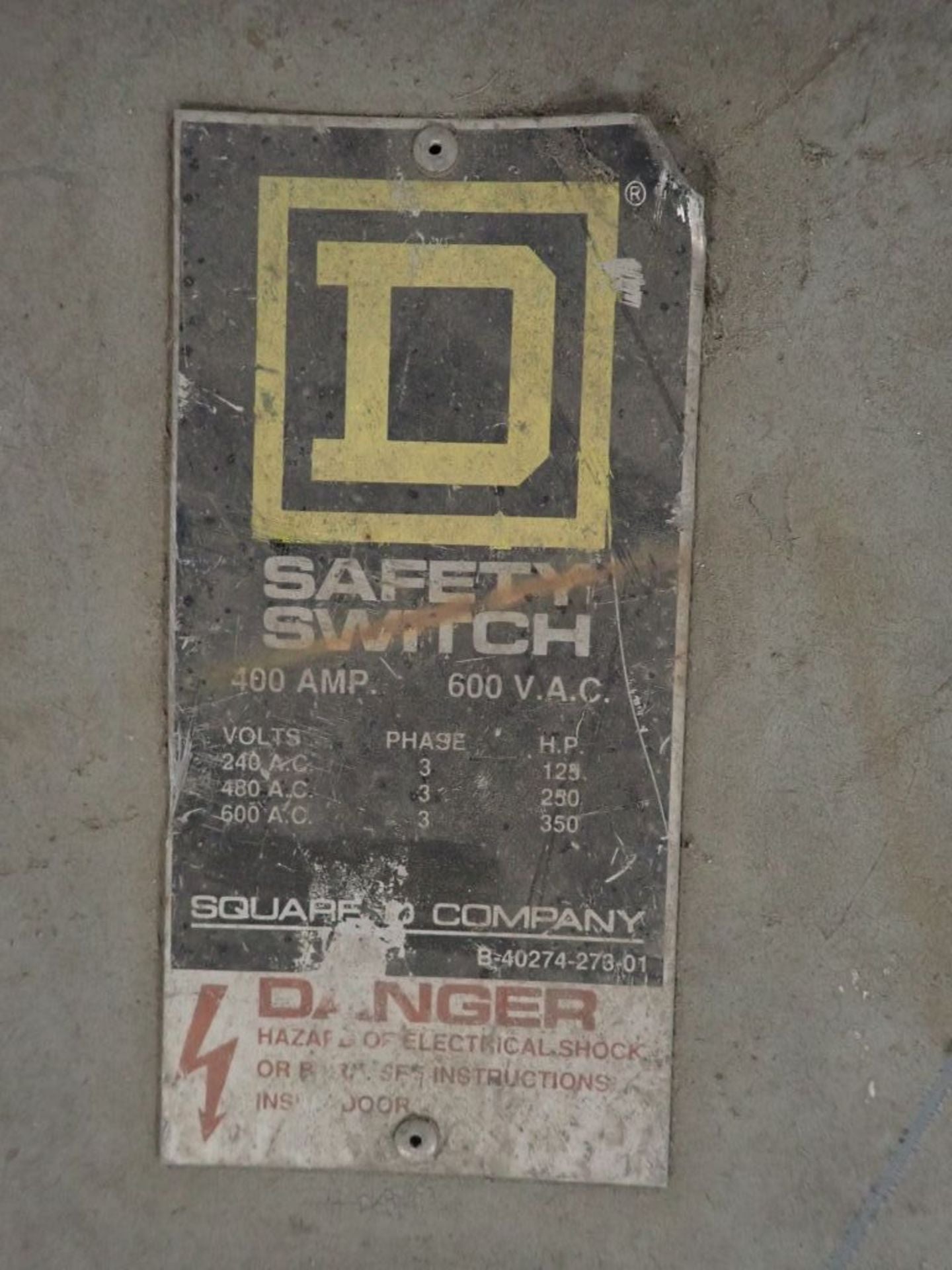 Square D 400A Heavy Duty Safety Switch and Enclosure HU365AWK 600V 3PH