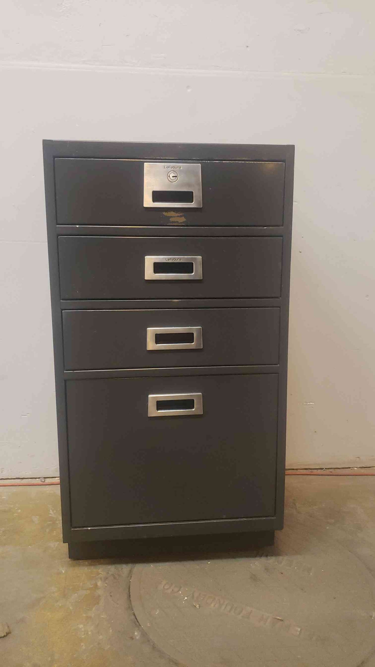 LeFebure Standing Height Banking Desk 9 Parts without Counter Top(100936BDL)