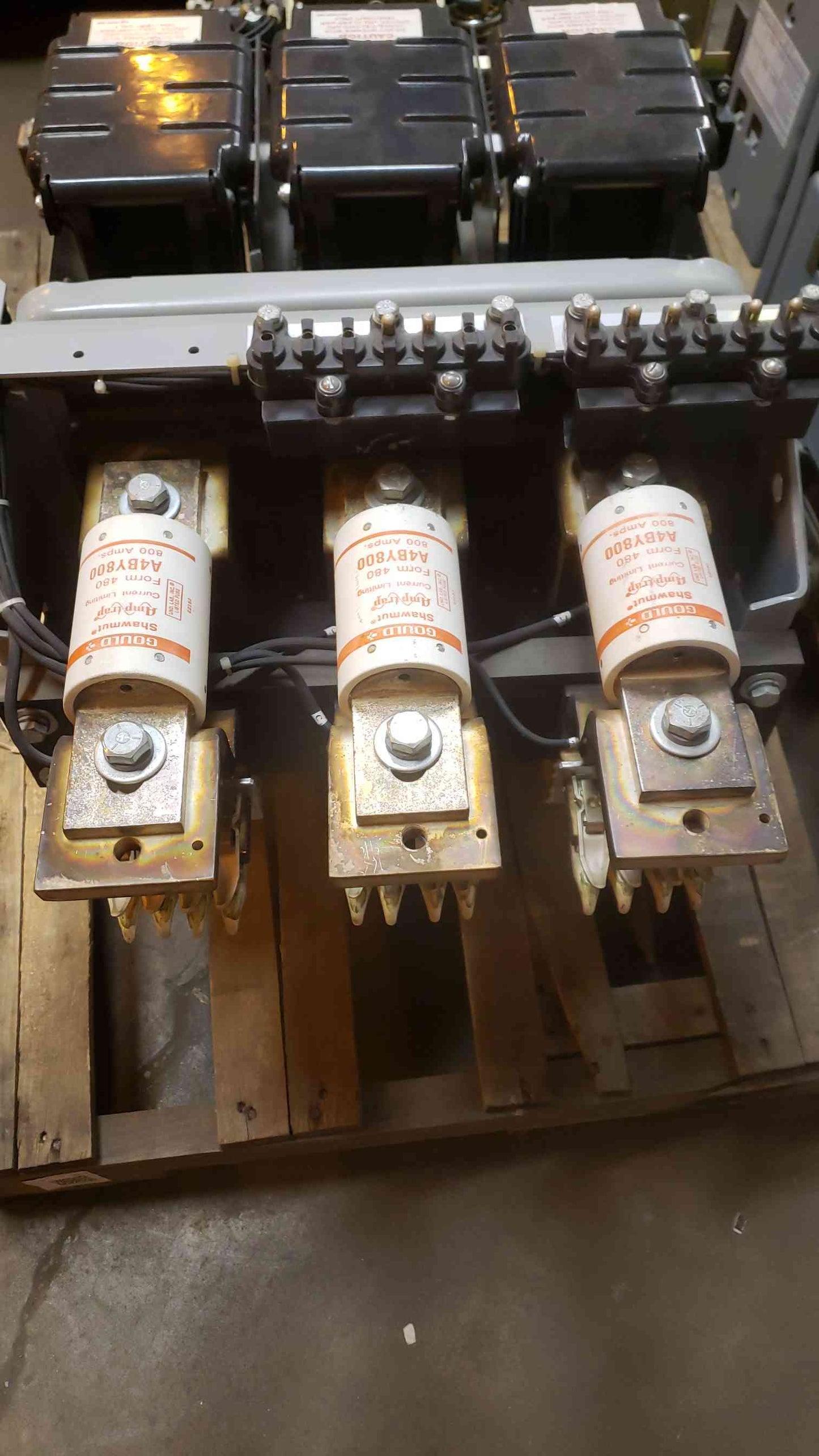 GE AKD 1600A Fused Low Voltage Breaker AKRU-8D-60-1 (SKU: 108234)