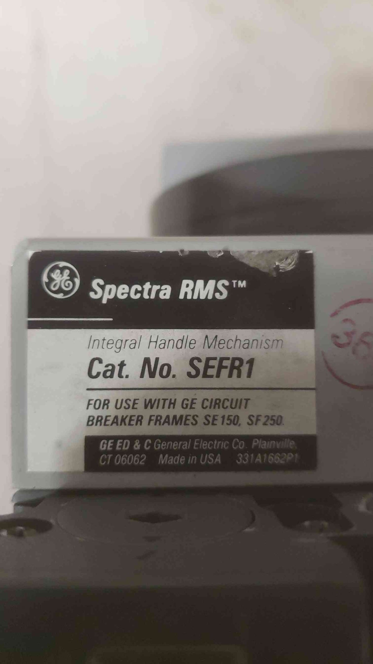 GE Spectra RMS 100A 3 Pole W/ Integrated Handle Circuit Breaker (SKU: 109694)