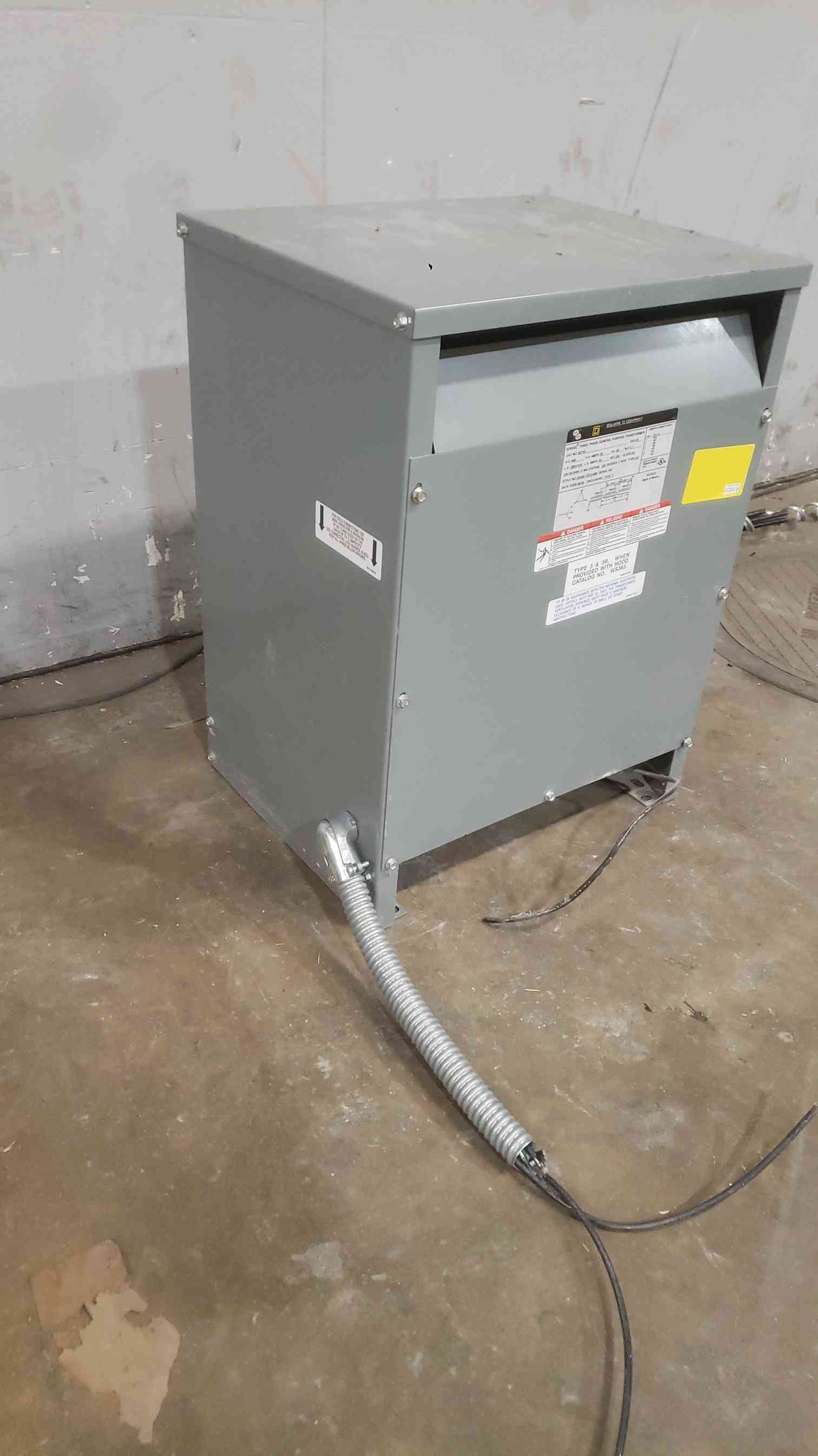 30KVA Square D 480v x 208Y/120 3PH Transformer 30T3H (SKU: 111986)