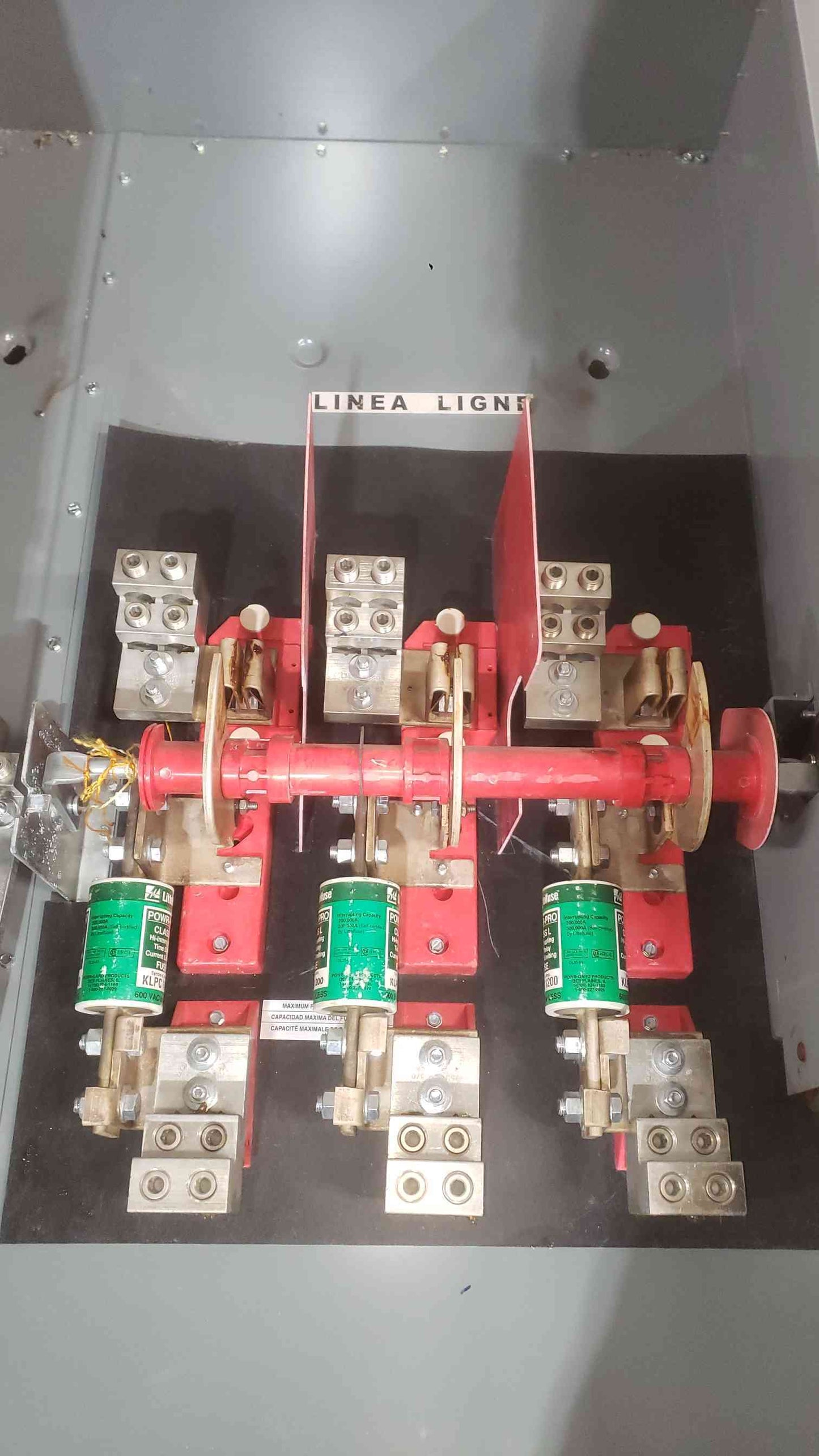 Square D 1200A 240VAC Heavy Duty Safety Switch (SKU: 112300)