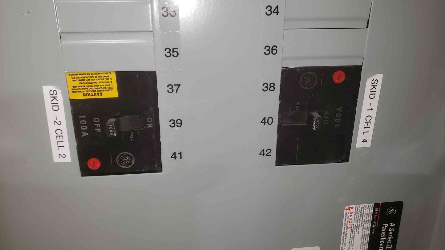 GE 225A 480/277V 3PH 4W Panelboard A Series with Main (SKU: 112333)