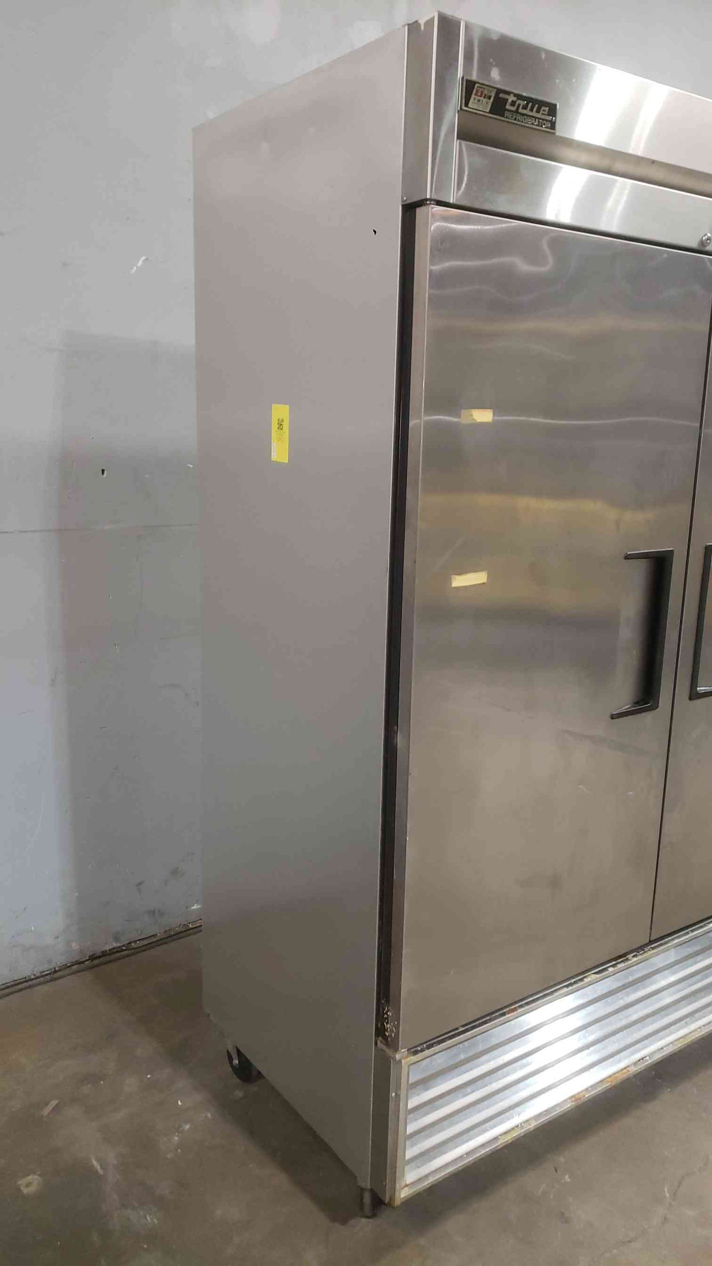 True Stainless Steel Double Door 115VAC 1PH Refrigerator T-49 (SKU: 112450)